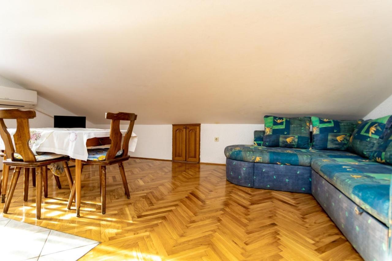 Apartments Ivo Porat  Exterior foto