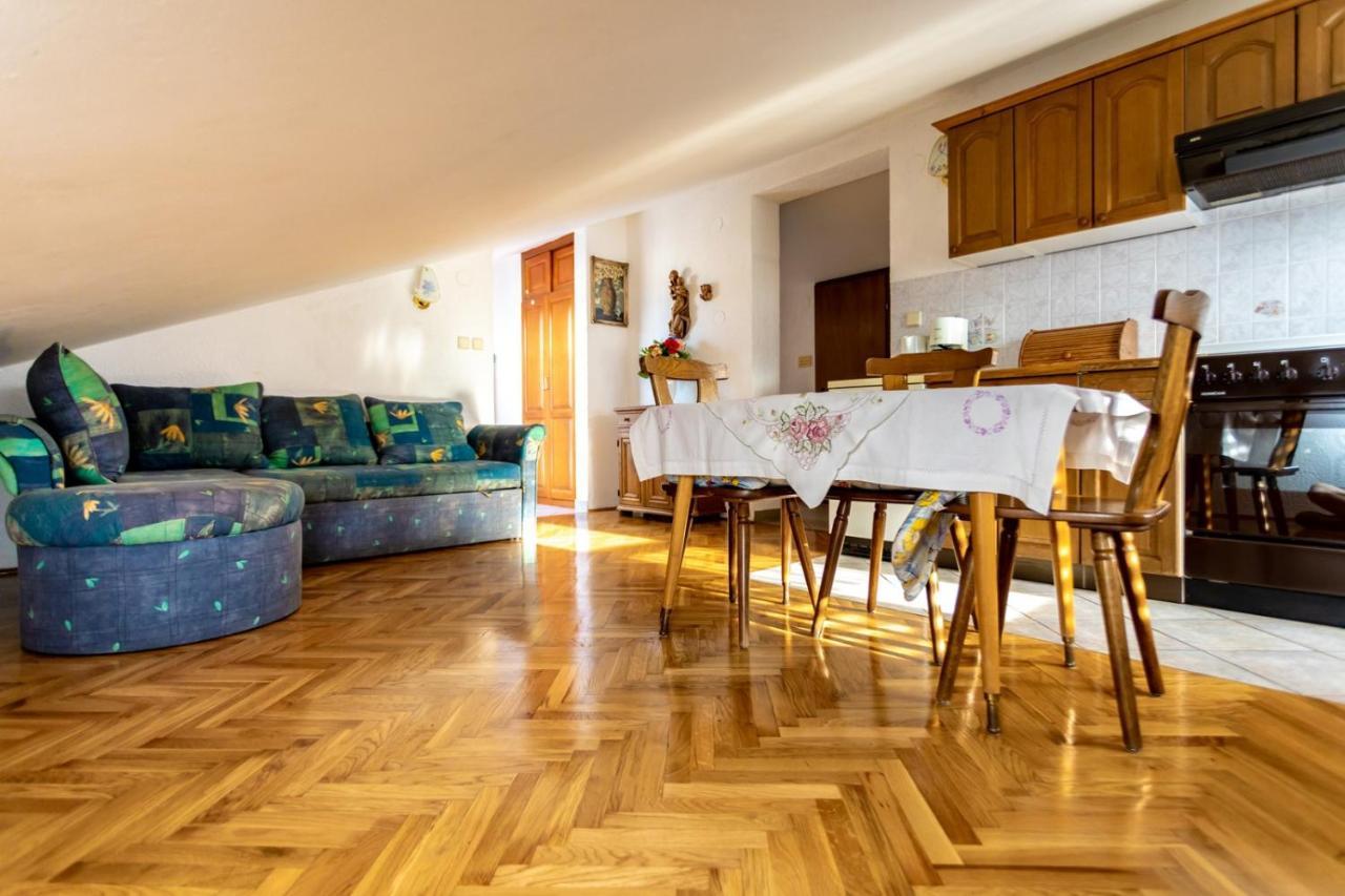 Apartments Ivo Porat  Exterior foto